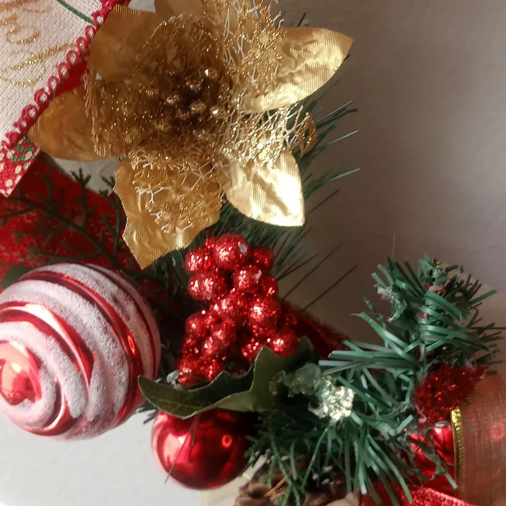Christmas Square Wreath
